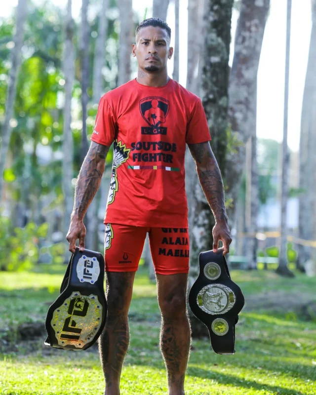"I went toe to toe with the best of 'em
I bust shots at the rest of 'em" 
📸 credits to @mikatahitu, reppin the @moluccanfighters in his last bout in #paramaribo🇸🇷 at @fightingtitans
#erwinfight 
#winwearingerwin 
#southsidefighter 
#maluku
#malukuisnotindonesia 
#moluccanfighters